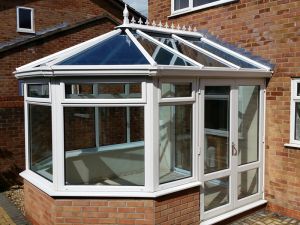 Conservatory with Active Glass Roof